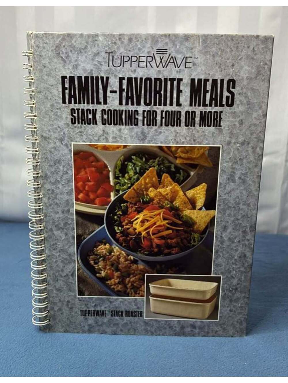 Tupperware TupperWave Family-Favorite Meals Cookbook